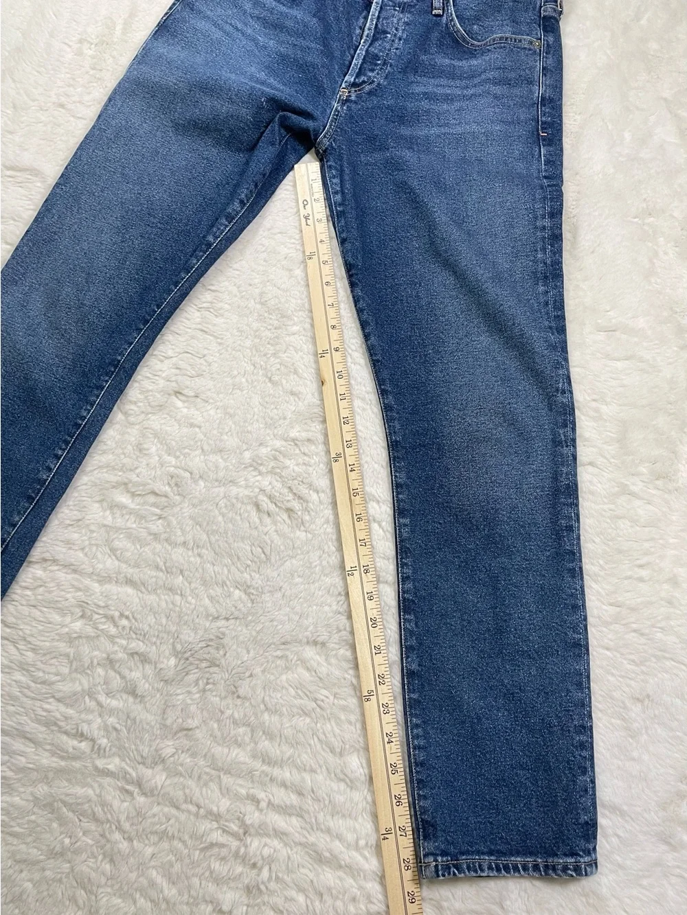 Citizens Of Humanity Slim Straight Jeans in Dark Blue
